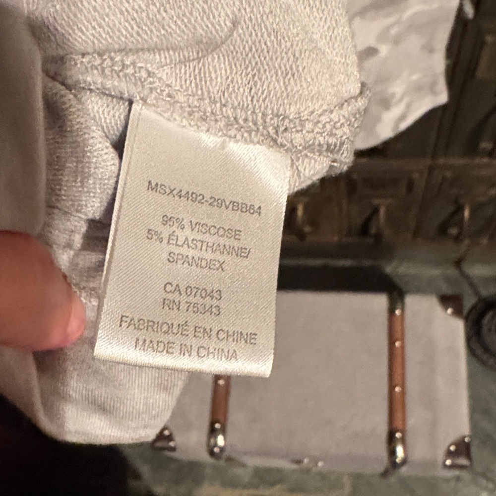 TAHARI shirt - Picture 5 of 5